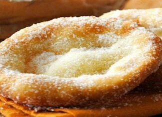 Αφράτες τηγανίτες με ζάχαρη… μια συνταγή από τα παλιά!