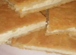 Λαχταριστή τυρόπιτα με ελάχιστα υλικά