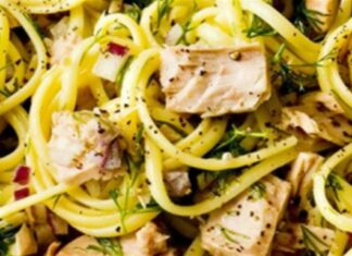 Λιγκουίνι με τόνο και λεμόνι από την Βέφα Αλεξιάδου