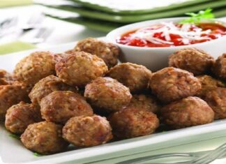 Πείτε αντίο στα τηγανιτά: Αφράτα μπιφτεκάκια φούρνου!