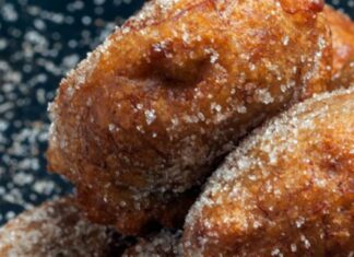 Χειροποίητοι λουκουμάδες με μπανάνα και κανέλα – Λιώνουν στο στόμα