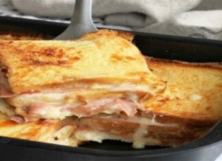 Ζουμερό αλμυρό κέικ ψωμιού με τυρί και ζαμπόν