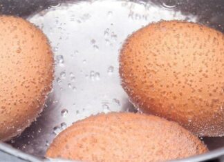 Δείτε ΤΙ θα Συμβεί στο Σώμα σας αν ξεκινήσετε να τρώτε τρία Αβγά κάθε μέρα. Δεν πάει το Μυαλό σας!