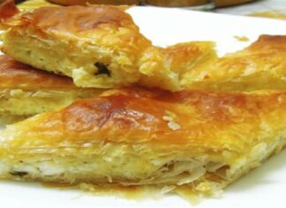 Τυρόπιτα… στο τσακ μπαμ με φύλλα κρούστας