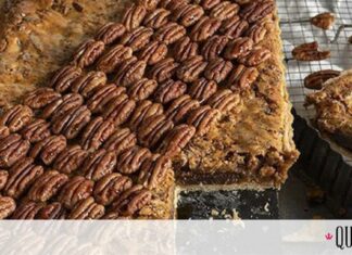 Άκης Πετρετζίκης: Τάρτα με πεκάν, σοκολάτα και καραμέλα