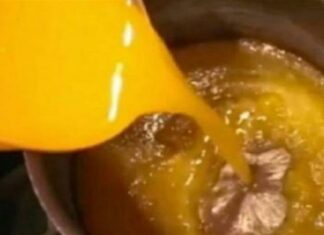 Έβρασε νερό και μετά έριξε χυμό πορτοκαλιού… Το αποτέλεσμα θα το λατρέψετε! (Video)