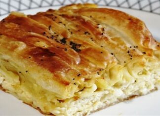 Συνταγή για τυρόπιτα με μπεσαμέλ – Θα τη λατρέψετε!