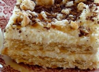 Γρήγορο γλυκό ψυγείου με γιαούρτι και μηδενικές θερμίδες