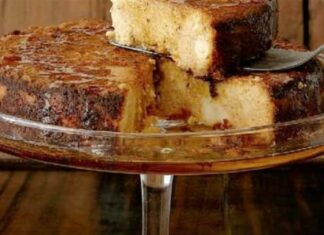 Μυζηθρόπιτα από την Πάρο της Αργυρώς Μπαρμπαρίγου – Η κανέλα την κάνει όνειρο