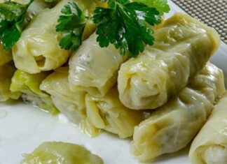 Βέφα Αλεξιάδου: Φτιάξτε λαχανοντολμάδες, βάλτε και λεμόνι και δεν θα μείνει ούτε ένας!