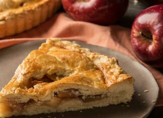 Μηλόπιτα σε φορμάκια από την Βέφα Αλεξιάδου – Κανέλα και λεμόνι κάνουν την διαφορά