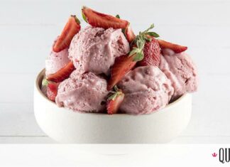 Άκης Πετρετζίκης: Παγωτό light με 3 υλικά