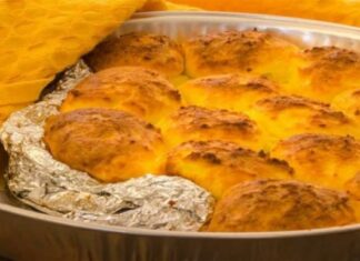 «Χαρούμενη» τυρόπιτα: Το έδεσμα που χαμογελά και κάνει… ματάκια – Μια ιδιαίτερη συνταγή με 3 μόλις υλικά!