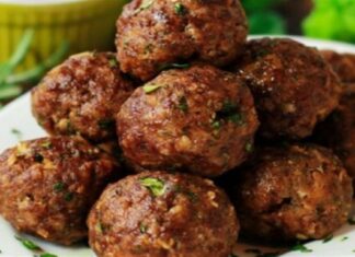 Μυστικά για κεφτεδάκια: Πως θα τα πετύχετε γευστικά και ζουμερά
