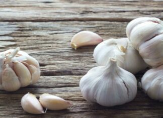 Φοβερό: Η θαυματουργή δράση που έχει το σκόρδο για τον καρκίνο