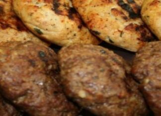 Μυστικά των σεφ για αφράτα και νόστιμα μπιφτέκια – Τα μέρη του κρέατος που είναι τα ιδανικά για κιμά