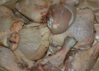 Προσοχή! Γιατί κινδυνεύετε με δηλητηρίαση από το κοτόπουλο