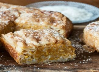 Το ιδανικό γλυκό για τη νηστεία: Κολοκυθόπιτα με κίτρινη κολοκύθα!