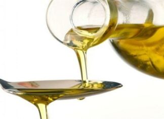 Τι θα συμβεί στο σώμα σας αν τρώτε 1 κουταλιά ελαιόλαδο τη μέρα!