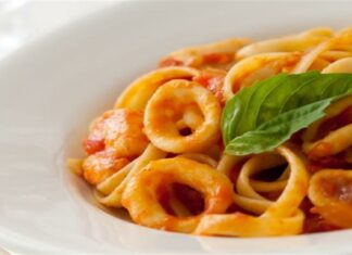 Μεγάλη προσοχή: Μην ξαναβάλετε τη σάλτσα πάνω στα μακαρόνια μετά το βράσιμο