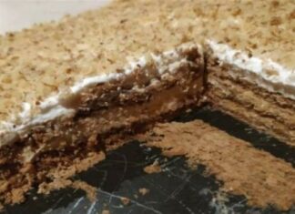 «Όαση» στο πιάτο: Το γλυκό ψυγείου με το κρυφό μυστικό στο καραμελωμένο ζαχαρούχο γάλα