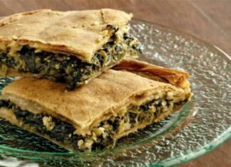 Εύκολη και παραδοσιακή σπανακοτυρόπιτα με τραγανό φύλλο από την Αργυρώ Μπαρμπαρίγου