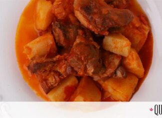 Κατσικάκι με πατάτες στην κατσαρόλα (Πατατάδο)