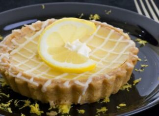 Φτιάξτε μόνοι σας την πιο νόστιμη τάρτα λεμόνι από την Αργυρώ Μπαρμπαρίγου – Έτοιμη σε λίγα λεπτά