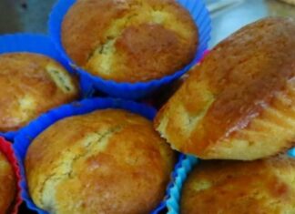 Muffins μήλου εύκολα χωρίς μίξερ για όλες τις ώρες