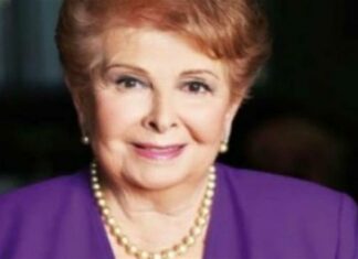 Βέφα Αλεξιάδου: Κάνε ένα cheesecake mousse όνειρο! Βάλε και κανέλα και δεν θα μείνει ούτε κομμάτι!