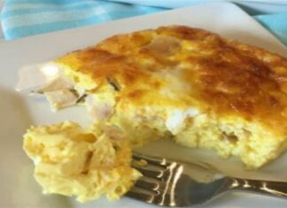 Σφογγάτο: Εύκολη συνταγή για παραδοσιακή Αγιορείτικη ομελέτα φούρνου που γίνεται στη στιγμή (Video)