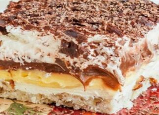 Λαχταριστό κρεμώδες γλυκό ψυγείου