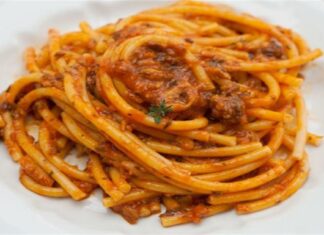 Η μακαρονάδα της χρονιάς: Αυτή τη συνταγή θα την λατρέψετε