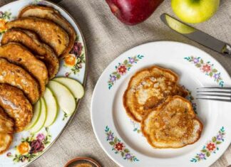 Τηγανίτες Μήλου του 5λεπτου με βουτυρωμένο μέλι – Τα δύο tips για να βγουν αφράτες