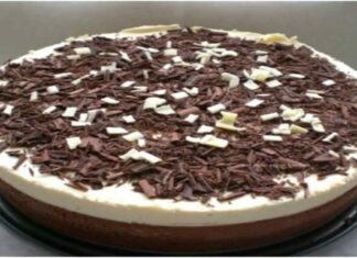 Μπισκοτογλυκό ψυγείου με κρέμα βανίλια και σοκολάτα!