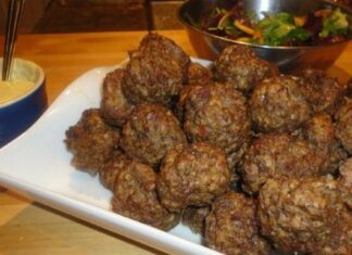 Αντίο τηγάνι. Αφράτα κεφτεδάκια φούρνου (συν δύο μυστικά)