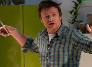 Jamie Oliver: Λίγα υλικά, πολλή αγάπη – Η κόκκινη μακαρονάδα που πρέπει να δοκιμάσεις