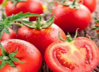 Το γιατροσόφι της γιαγιάς: Φάτε 2-3 ντομάτες την ημέρα και απαλλαγείτε από…
