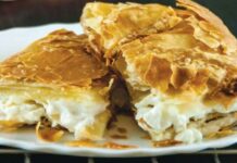 Κρεμώδης τυρόπιτα με φέτα και κεφαλογραβιέρα για να ξεκινήσει νόστιμα η εβδομάδα