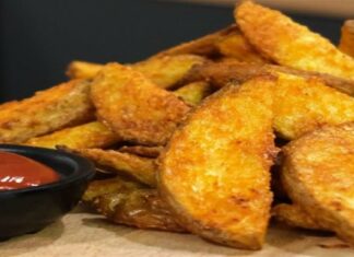 Παναρισμένες πατάτες στον φούρνο σαν τηγανητές