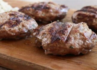 Το μυστικό με το σκόρδο για μπιφτέκια λιγότερο λιπαρά και super απολαυστικά