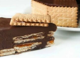 Σκέτη απόλαυση το γλυκό ψυγείου με μπισκότα από την Αργυρώ Μπαρμπαρίγου – Ιδανικό τους μήνες του καλοκαιριού