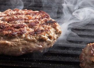 Αυτό είναι το μυστικό για τέλεια μπιφτέκια που λίγοι γνωρίζουν!