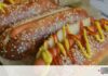 Έτσι θα φτιάξεις Hot Dog με σπιτικά ψωμάκια