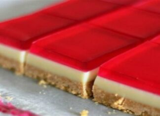 Δροσερό γλυκό ψυγείου με μπισκότα, ζαχαρούχο γάλα και ζελέ – Έτοιμο σε 15 λεπτά!