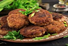 Η Απόλυτη hδονή 3 κρεατικών σε ένα πιάτο: Κεφτέδες με ποικιλία και Βραζιλιάνικη σάλτσα