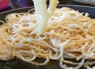 Μακαρονάδα με φέτα από τον παράδεισο – Η συνταγή που θα λατρέψεις