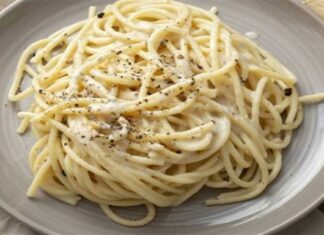 Πώς μόνο με τυρί και πιπέρι θα φτιάξεις τα πιο τέλεια μακαρόνια