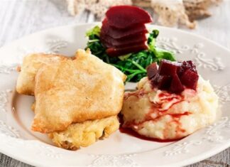 Εύκολος και γρήγορος μπακαλιάρος σκορδαλιά για την 25η Μαρτίου – Το μυστικό για να βγει τραγανή η κρούστα