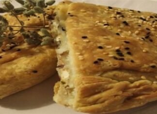 Τυρόπιτα νηστίσιμη με χειροποίητο φύλλο, έτσι όπως την έφτιαχναν οι γιαγιάδες